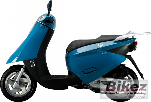 2012 Nipponia Ezio 50 photo
